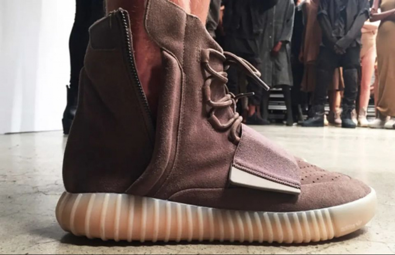 Sembra che l'adidas Yeezy Boost 750 marrone abbia una data di uscita